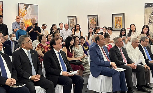 Triển lãm mỹ thuật Việt Nam và Philippines